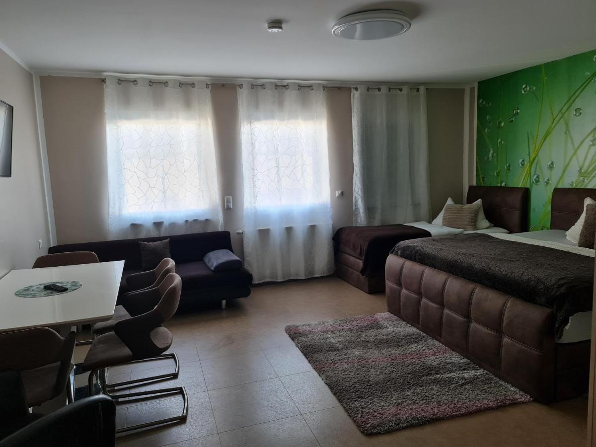Aparthotel Magnolia オーバーウルゼル エクステリア 写真