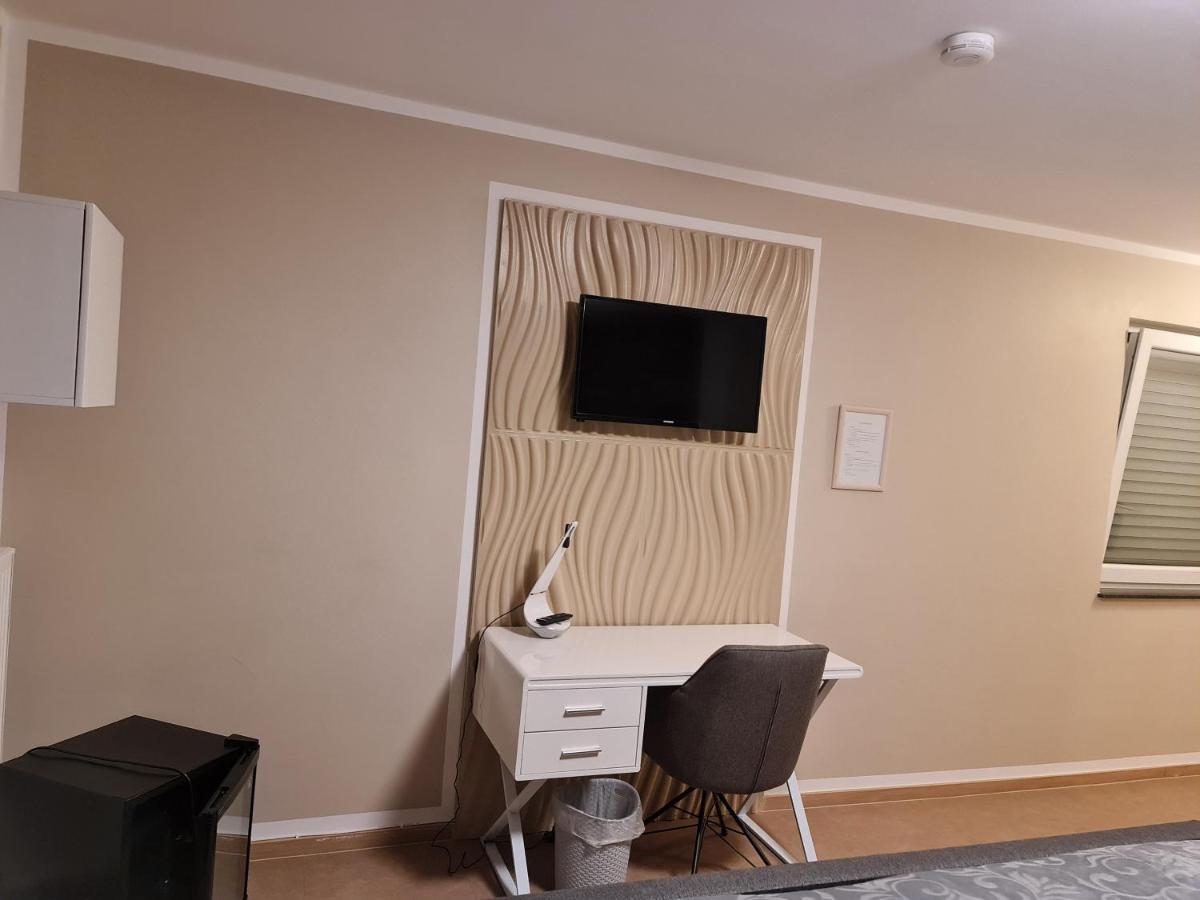 Aparthotel Magnolia オーバーウルゼル エクステリア 写真