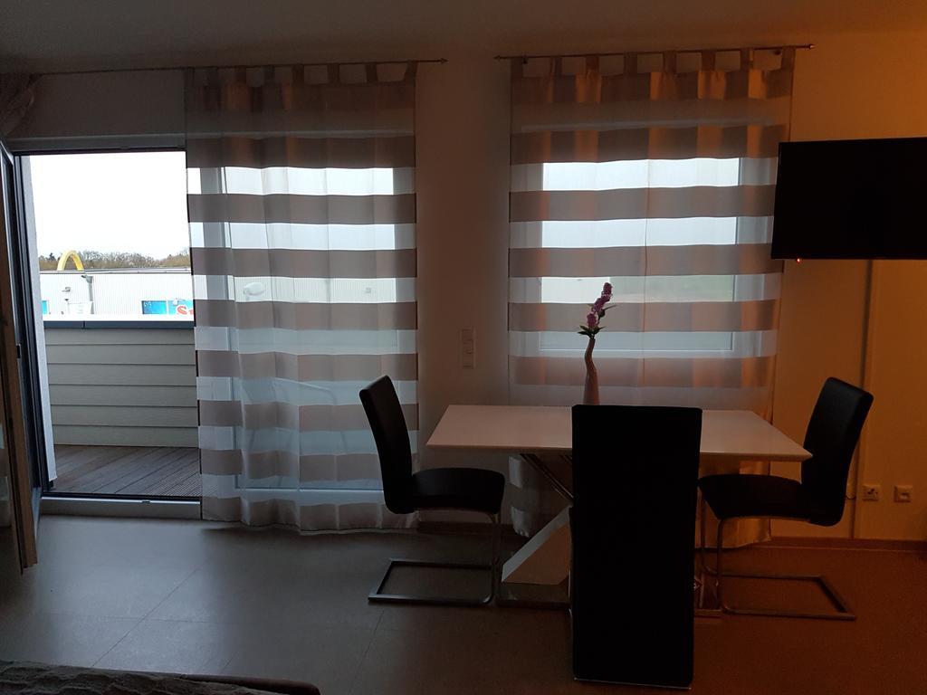 Aparthotel Magnolia オーバーウルゼル エクステリア 写真