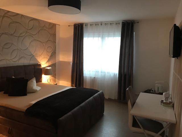 Aparthotel Magnolia オーバーウルゼル エクステリア 写真
