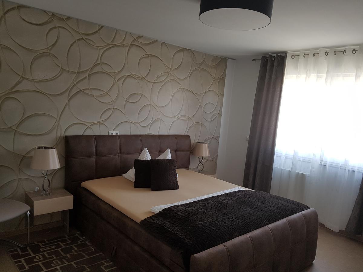 Aparthotel Magnolia オーバーウルゼル エクステリア 写真