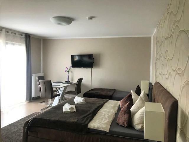 Aparthotel Magnolia オーバーウルゼル エクステリア 写真